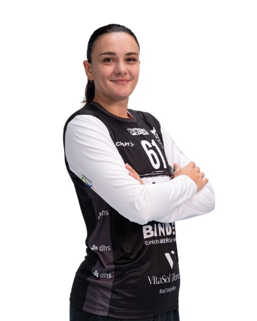 Nicole Roth